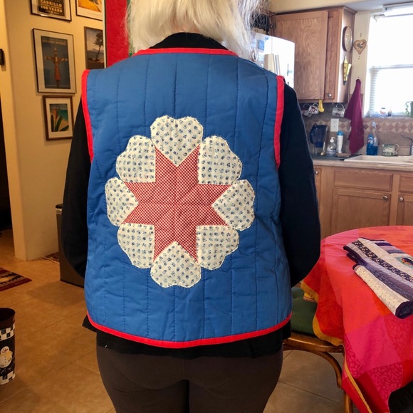 BOHO CHIC Vintage Hand Quilted Stars & Hearts Vest - Picture 6 of 6